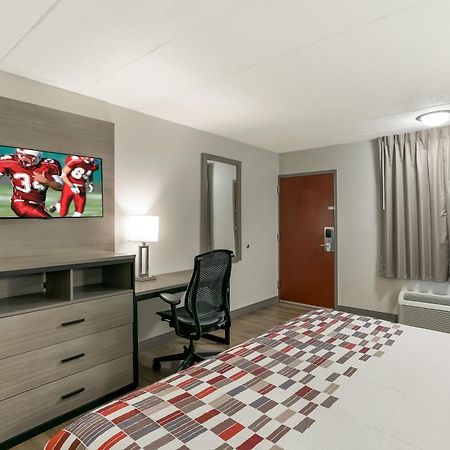 Red Roof Inn Baltimore Windsor Mill Buitenkant foto